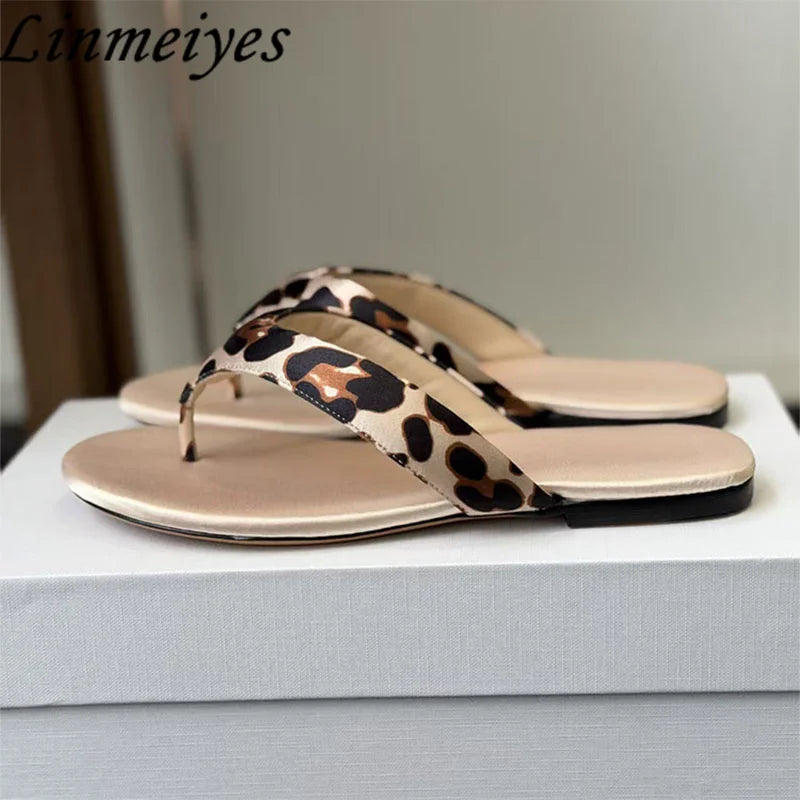 Comfortable Polka Dot Summer Flat Slippers for Women