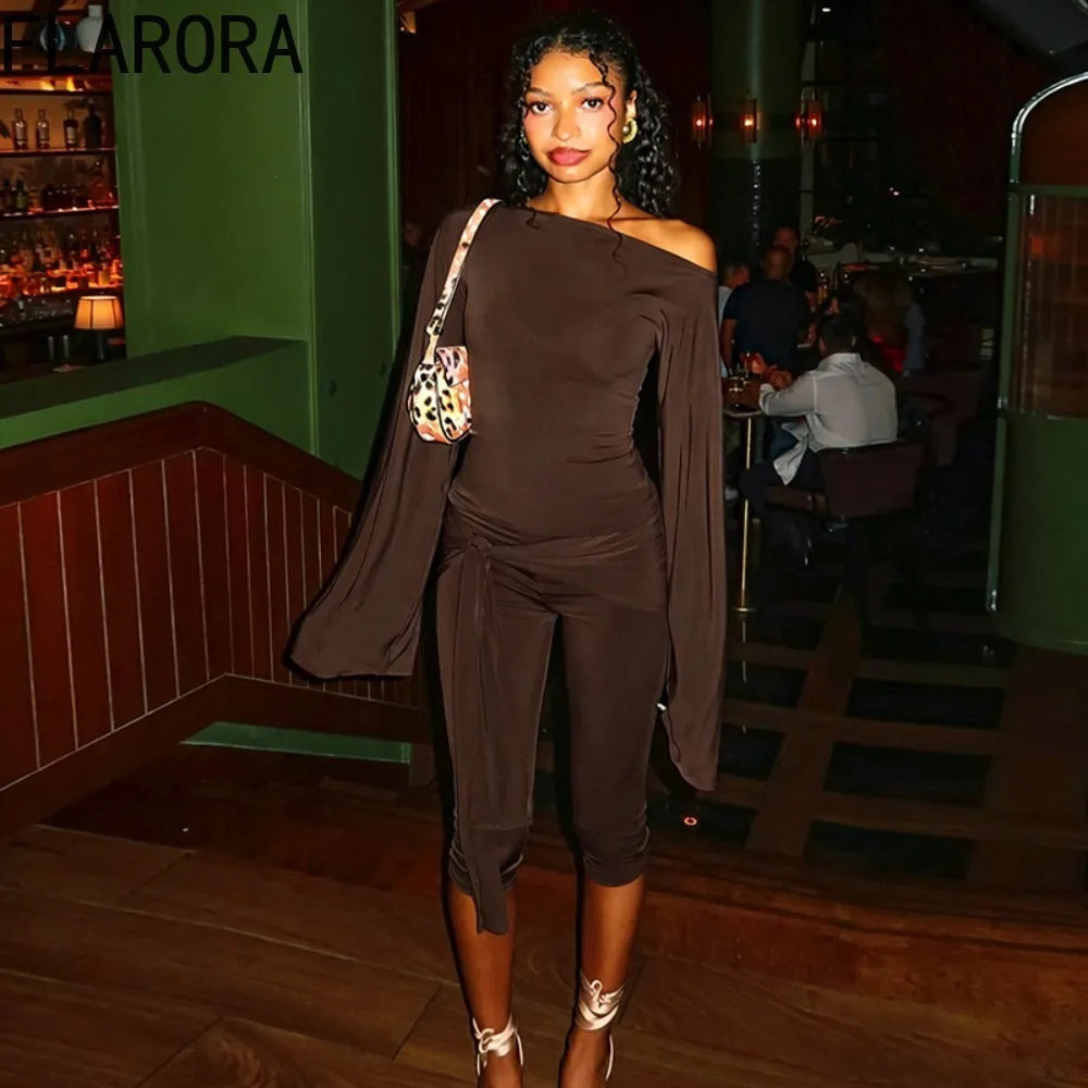 Slash Neck Two Piece Crop Top And Capri Pants Set for Women