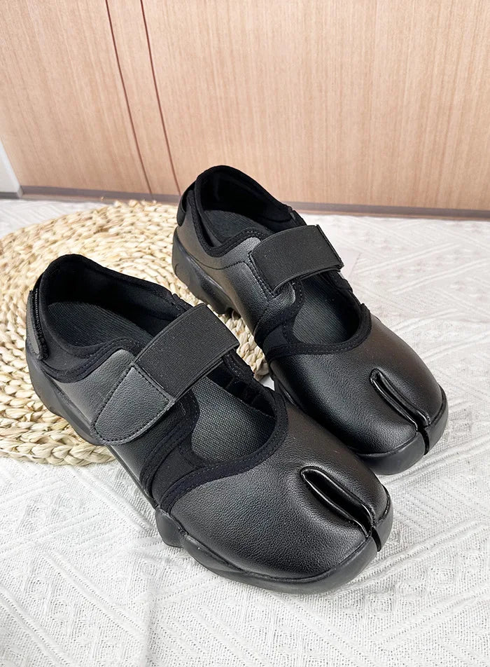 Leather Split Toe Buckle Mary Jane Flat Shoes for Women