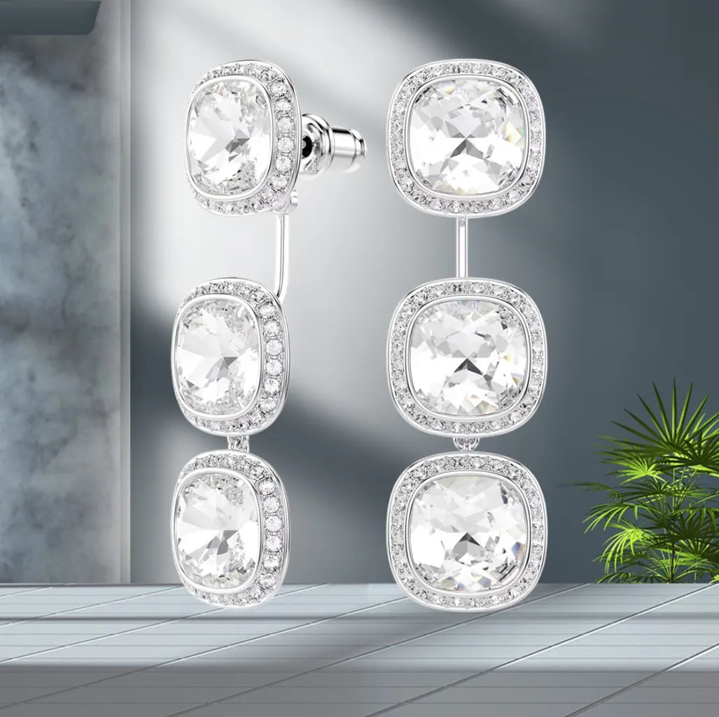 Elegant Silver Crystal Necklace And Earring Set for Women