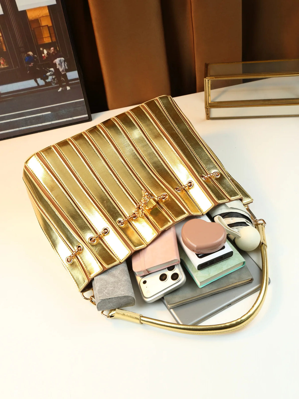 Women's Handbag Luxury Brand Shiny Leather Shiny Fashion Women's Single Shoulder Bag Personalized Fashionable Casual Women's Bag