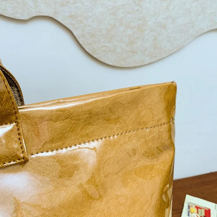 Kraft paper jelly waterproof bag, women's new retro commuting large capacity DuPont paper tote bag