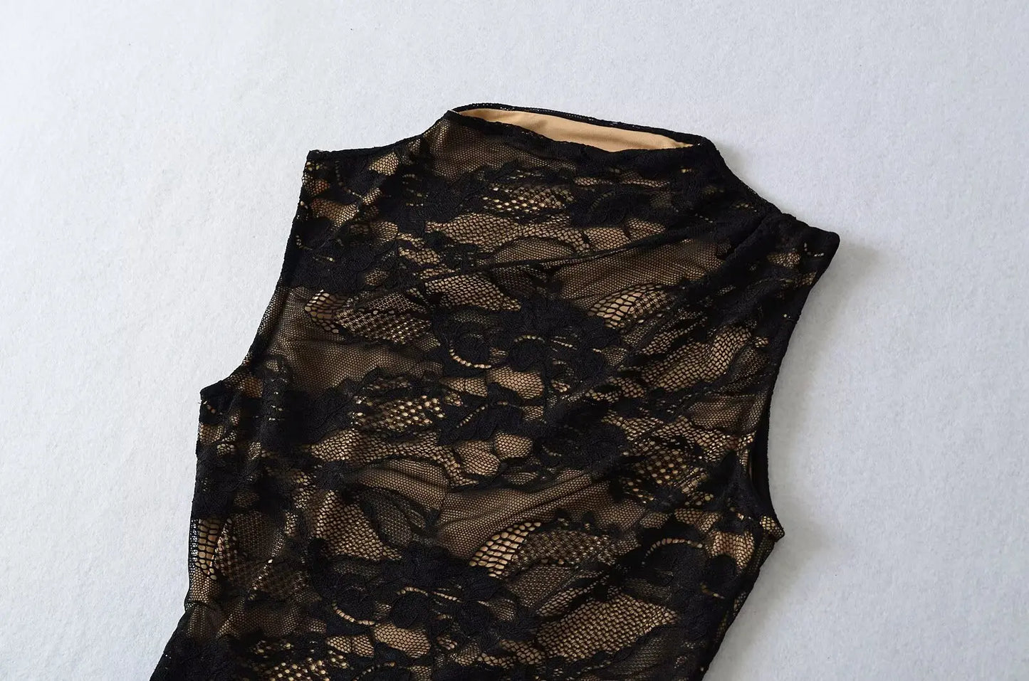 Elegant Sleeveless Bodycon Lace Bodysuit Top For Women