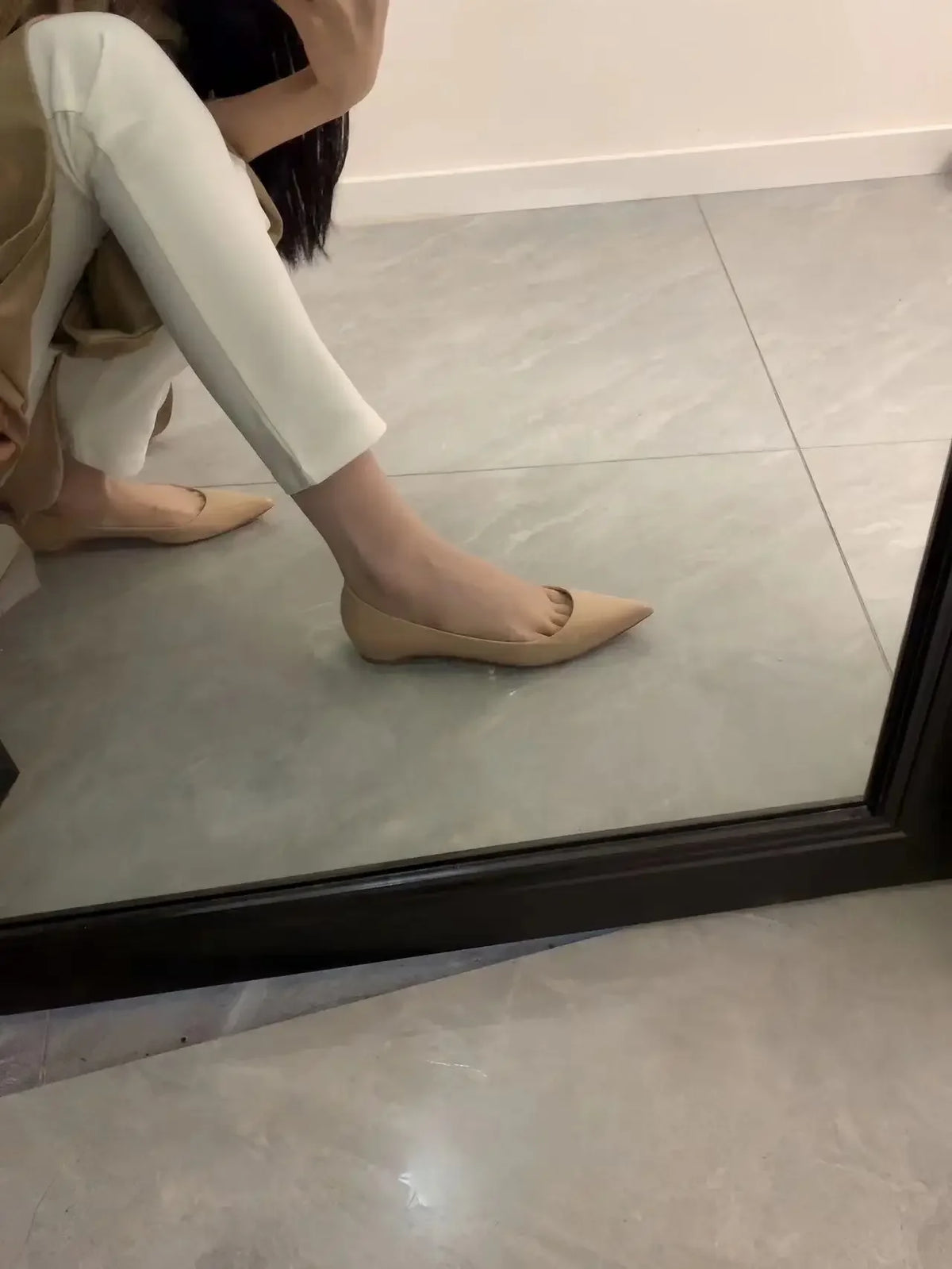 Lightweight Nude Pointed Toe Slip On Flats for Women