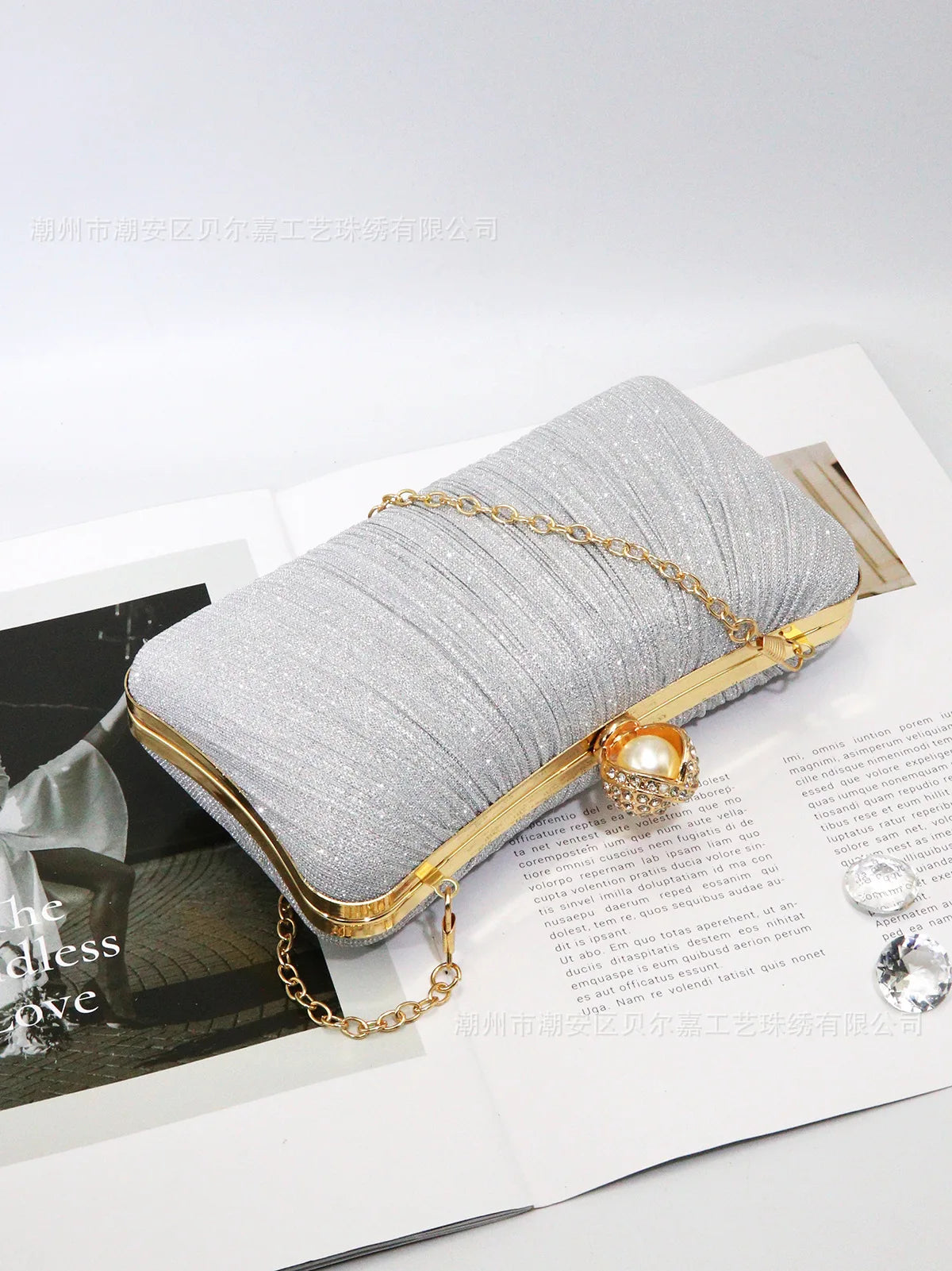 Elegant Pleated Chain Clutch Evening Bag for Women