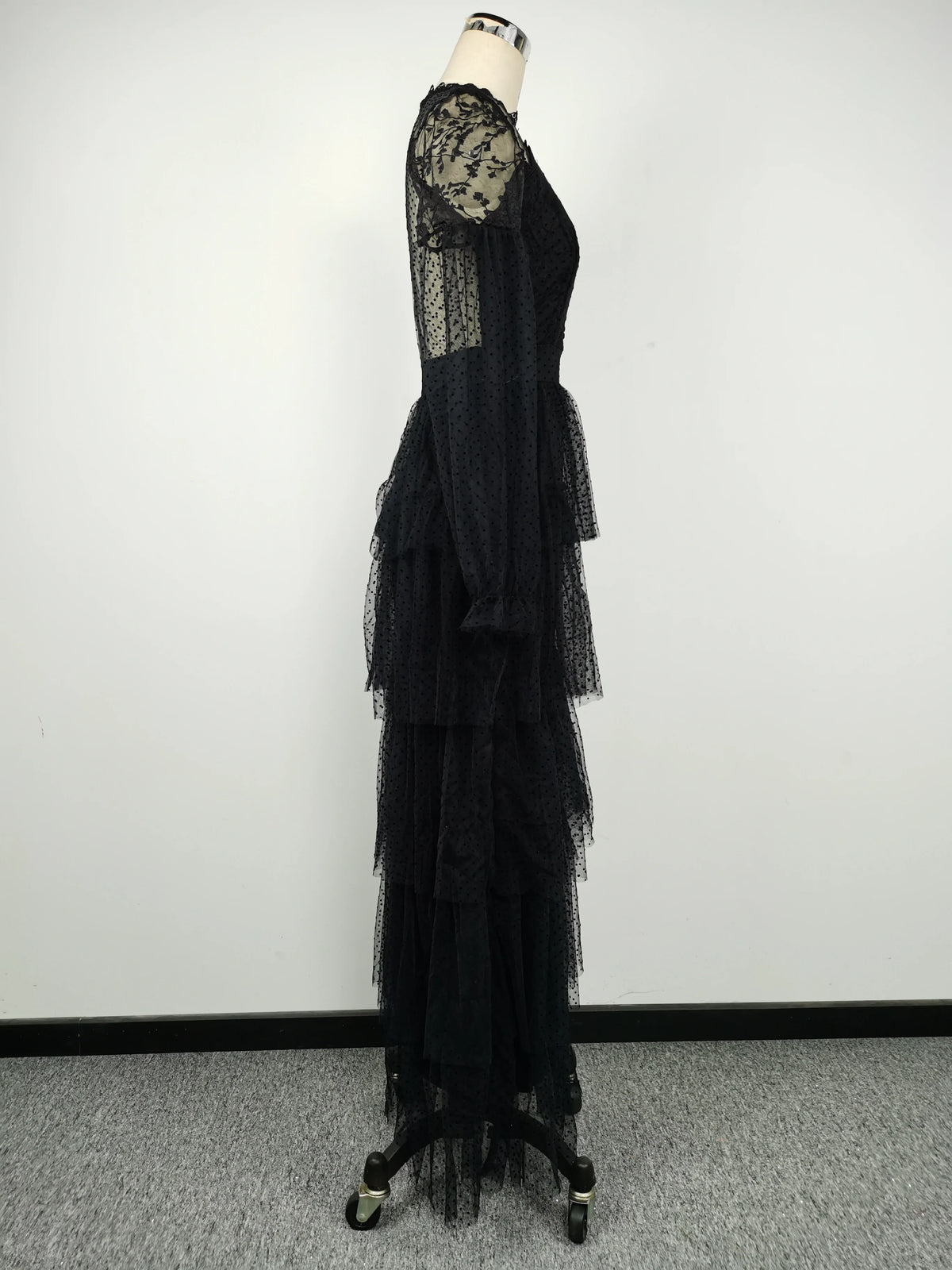 Elegant Lace Puff Sleeve A Line Evening Gown for Women