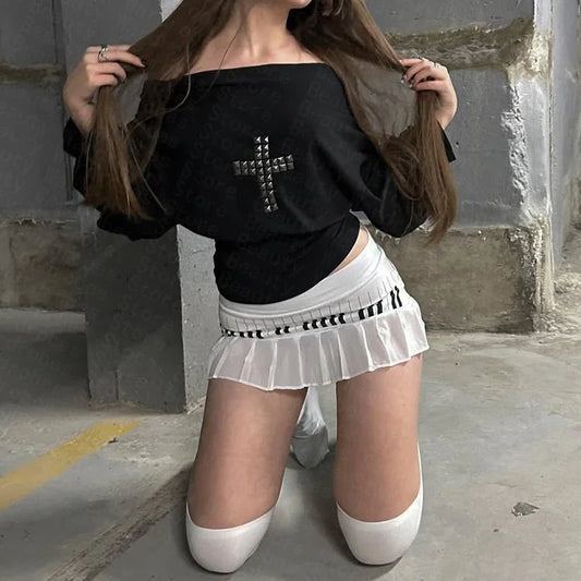 Y2k casual and fashionable cross diamond design one-shoulder top women's top summer hot girl style long-sleeved top shorts set