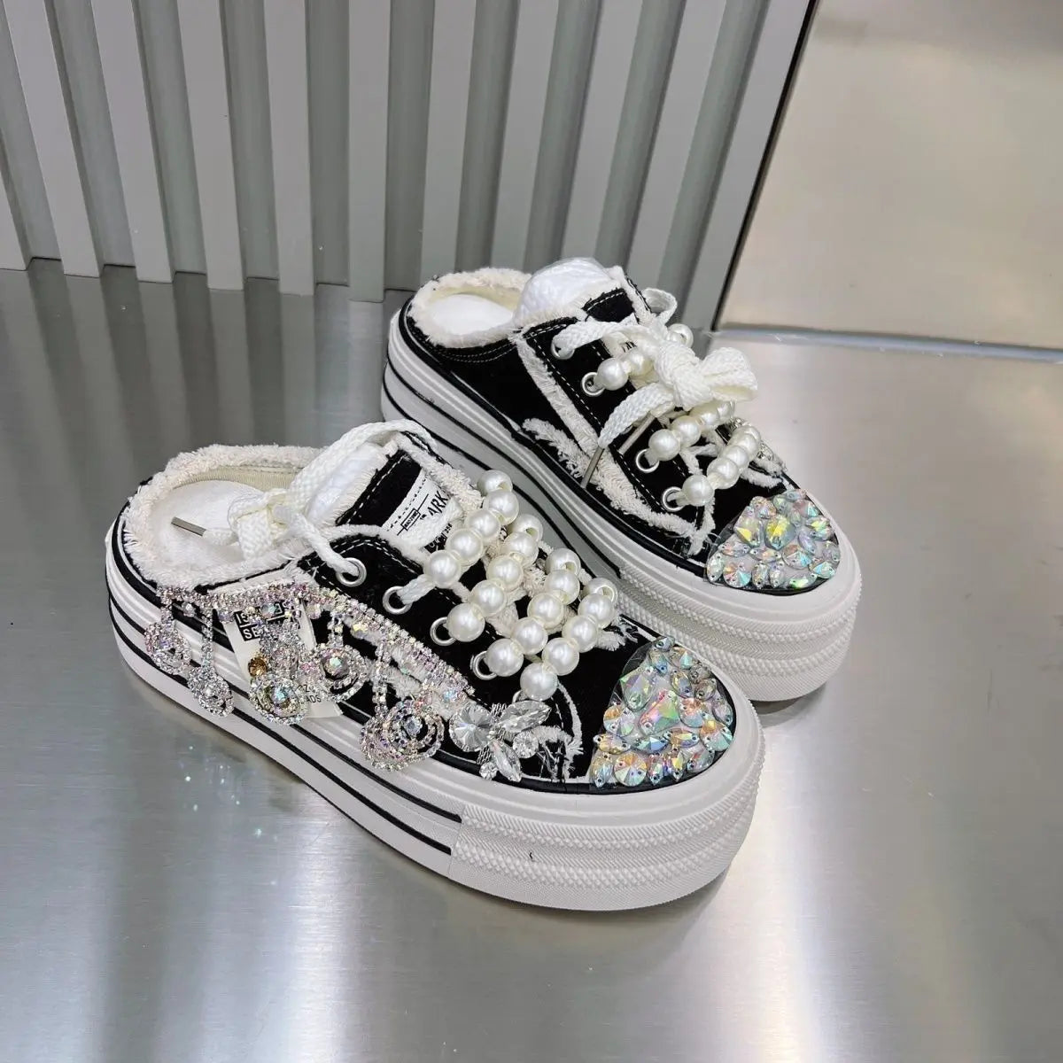 Shiny Sequined Pearl Stud Canvas Slippers for Women