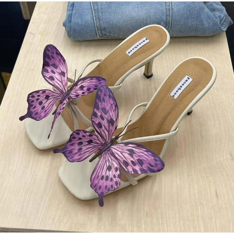 1 Pair Of Simulated Butterfly Decoration Fashion Cute Design Sweet Fresh Literary Ladies Flower Hole Shoes Sandals Accessories
