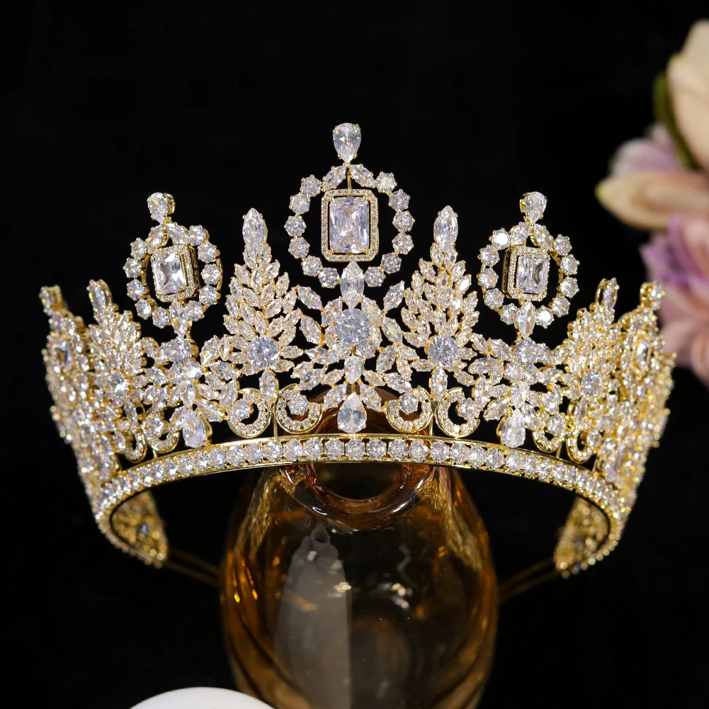 Elegant Vintage Crystal Crown With Pearl Trim For Women