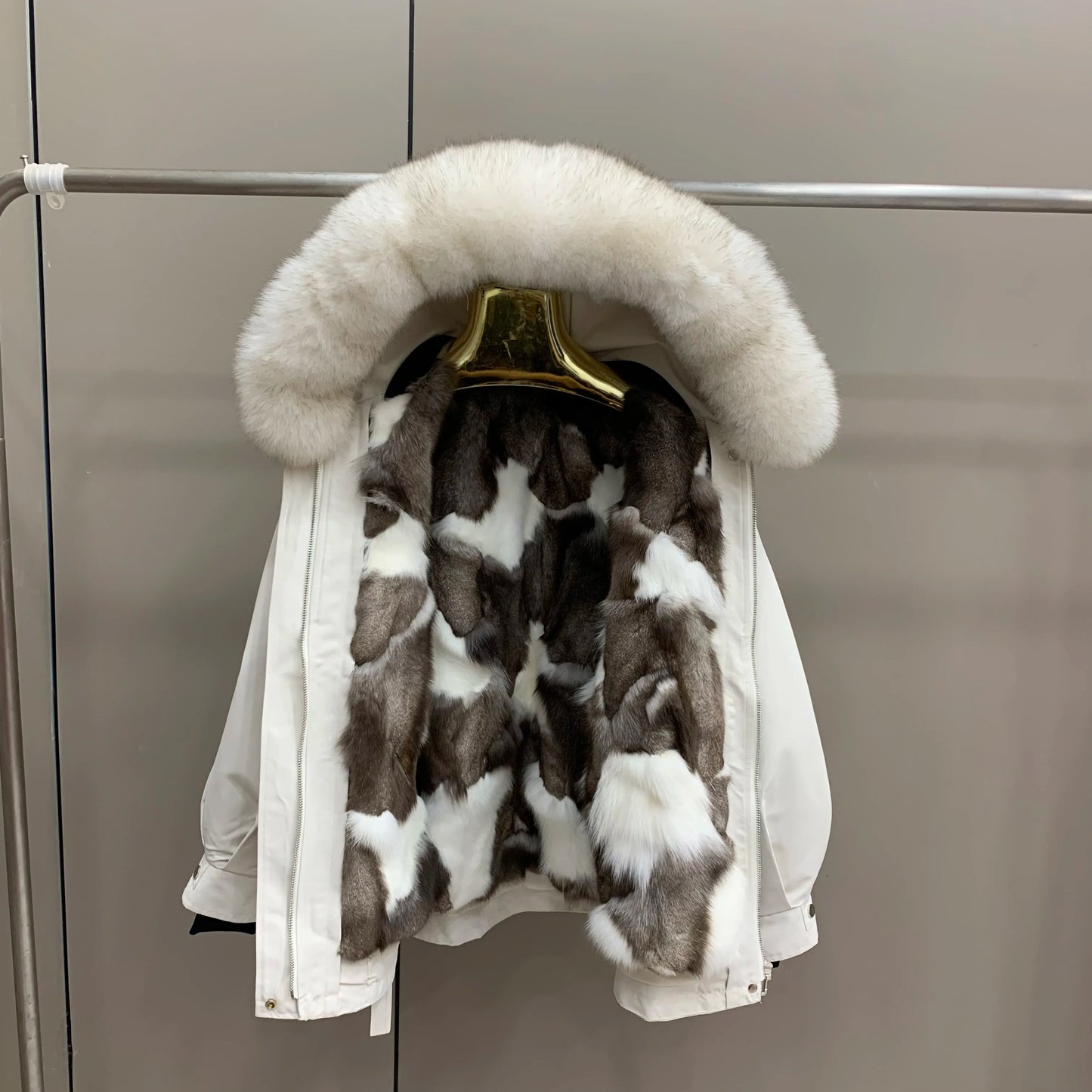 New Winter Fashion Female Parkas Korea Autumn Fox Collar Hooded Overcoat Removable Fox Fur Liner Coat Mid-long Outerwear Warm