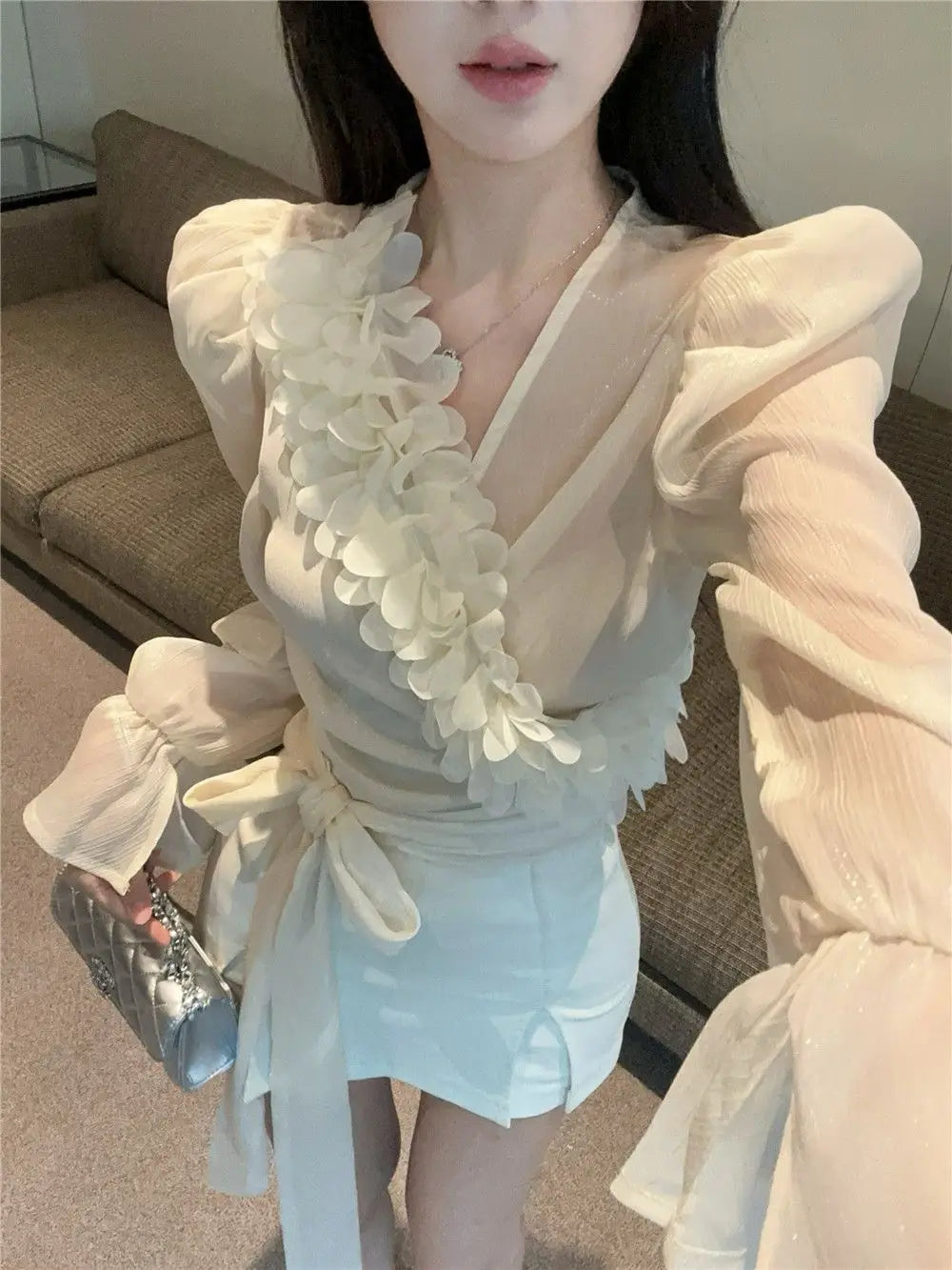 V Neck Bubble Sleeve Chiffon Blouse