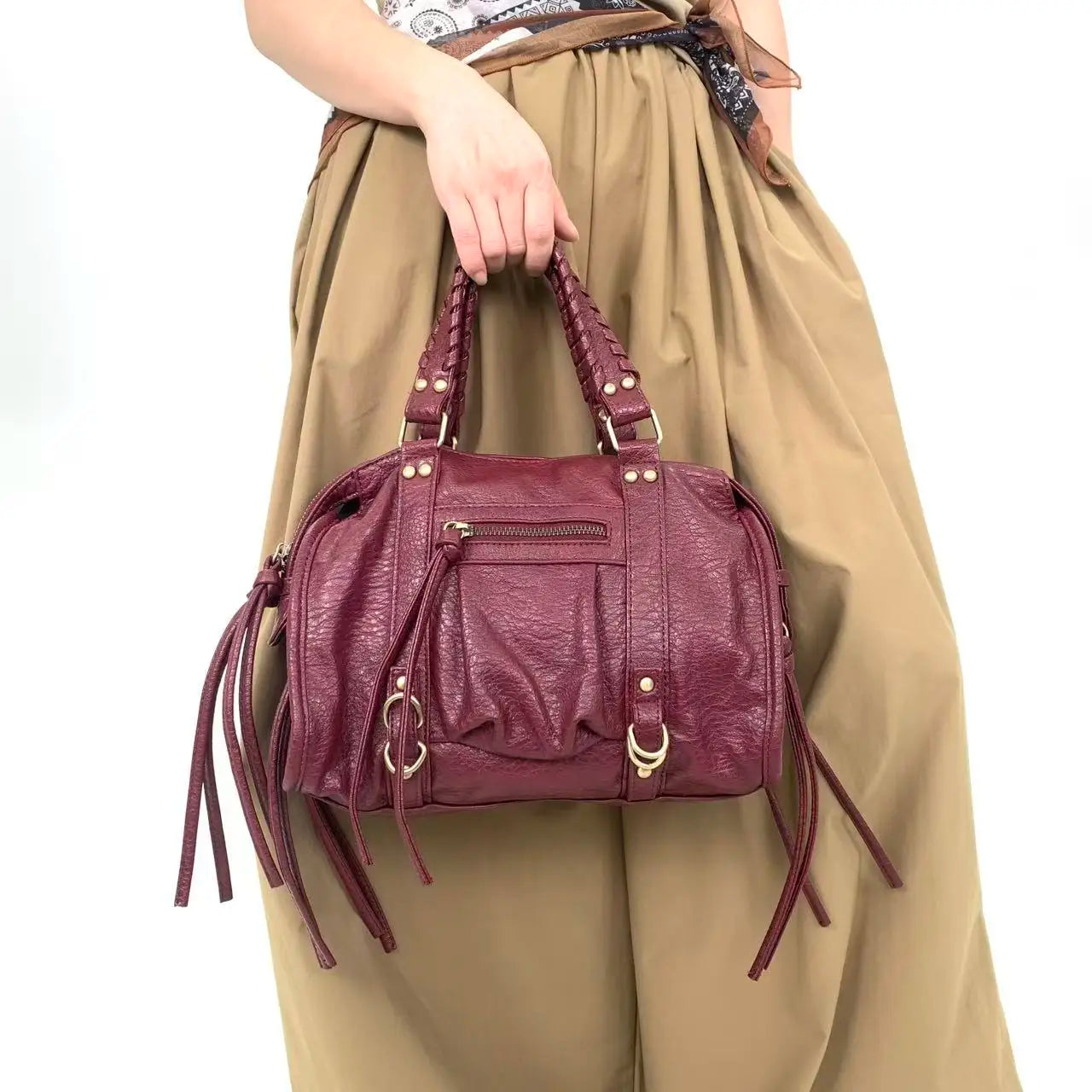 Vintage Street Style Rivet Embellished Shoulder Bag for Women