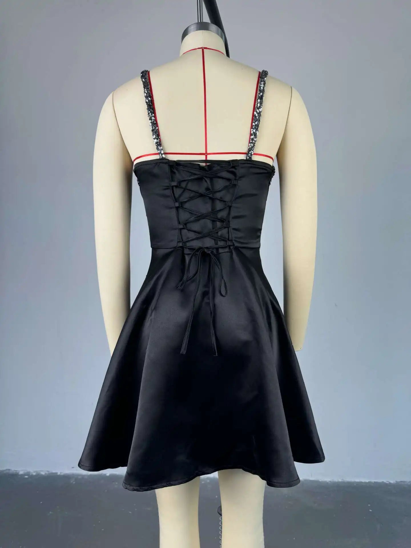 Elegant Black Sequined Strapless Mini Dress for Women