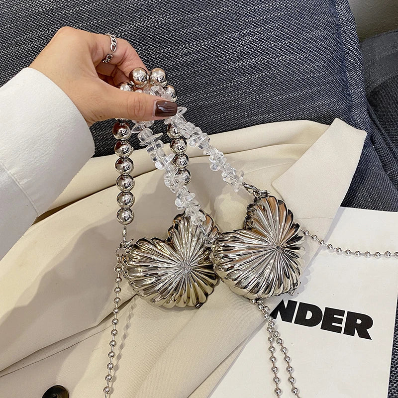 Elegant Heart Charm Metal Chain Mini Shell Bag for Women