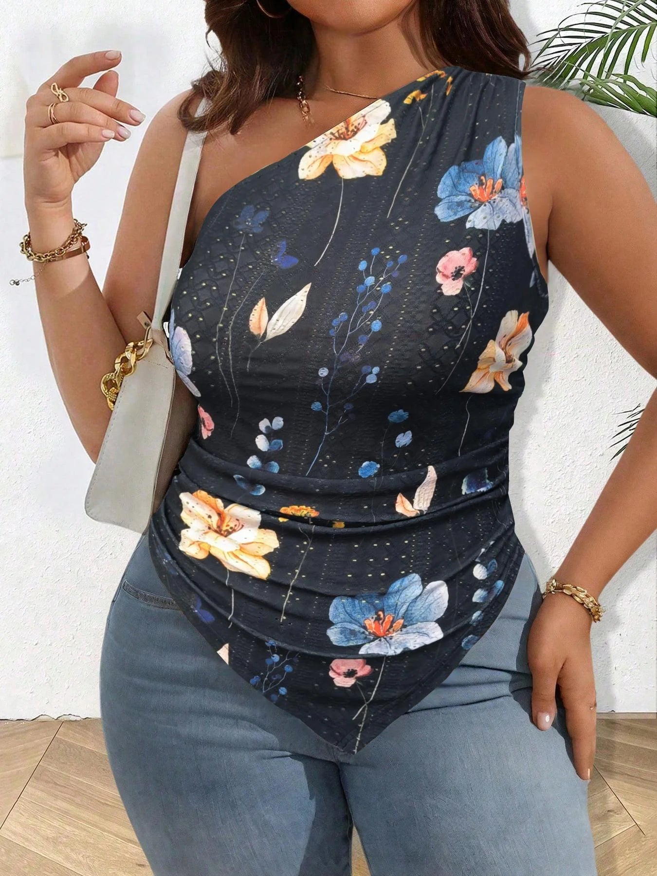 Plus Size Women's Floral Print Top, Casual Tight-Fitting Woven Blouse for All Seasons, Stylish Apparel