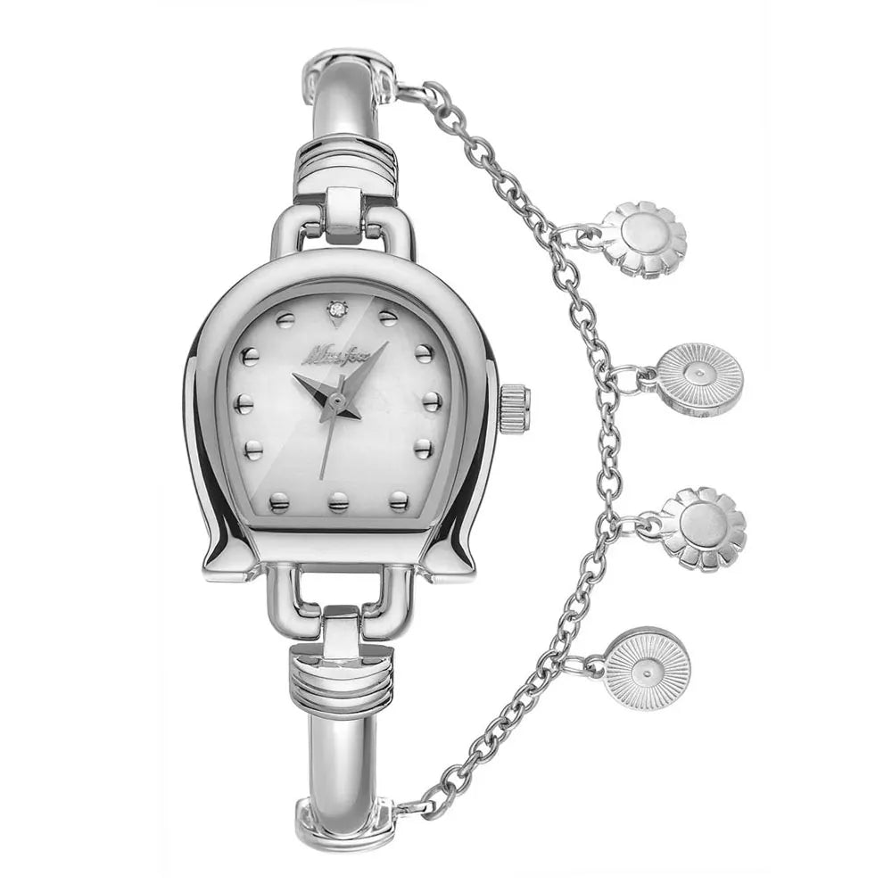 Cute Women Fashion Watches Small Dial Quartz Bracelet Wrist Watch Wholesale New Arrival With Pendant Ladies Wristwatch Hot Sale