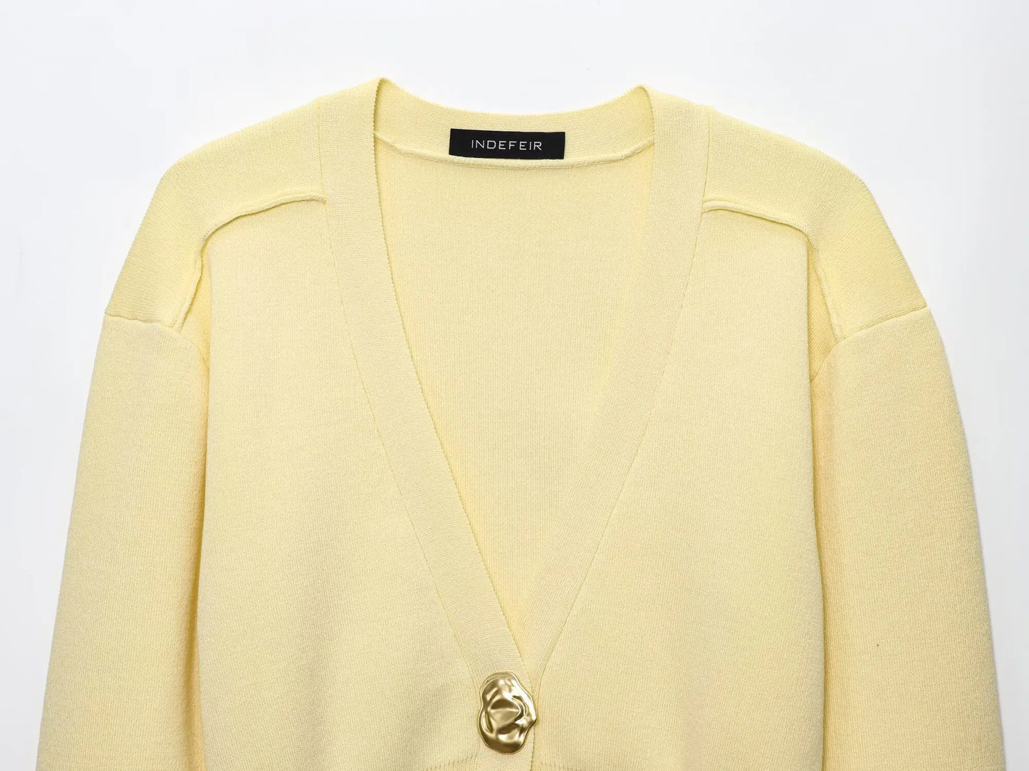 Casual V-Neck Knit Cardigan With Metal Button Detail for Women