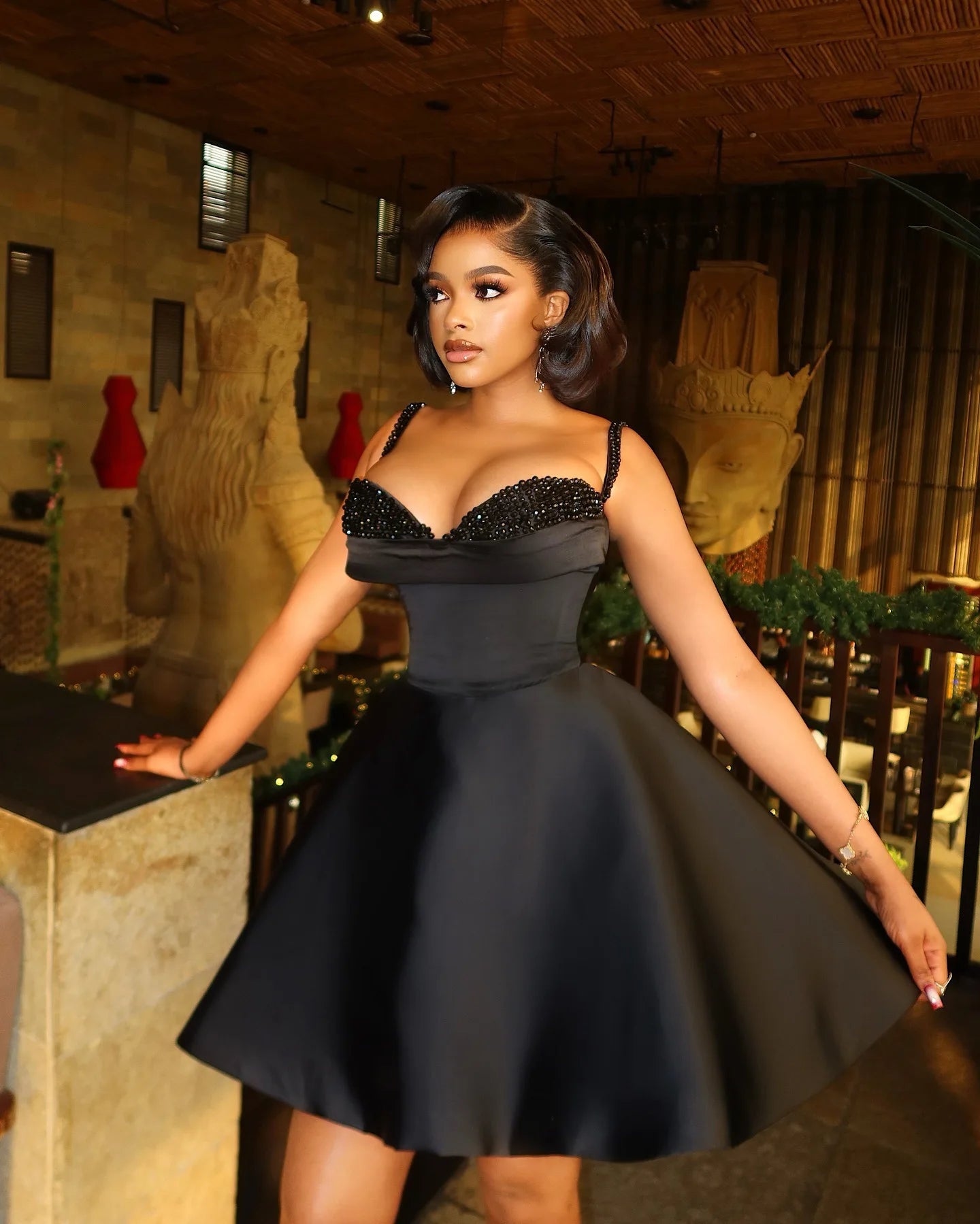 Elegant Black Sequined Strapless Mini Dress for Women
