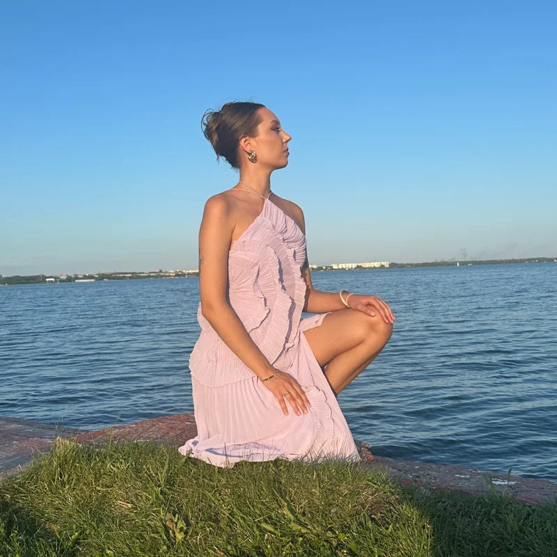 Chic Pleated Halter Neck Long Vacation Dress High Quality Purple Strapless Lotus Edge Maxi Dress 2025 New Lady Vacation Gown