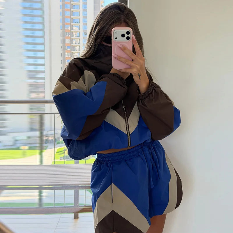 Contrast Color Zip Jacket and Shorts Two Piece Set for Women
