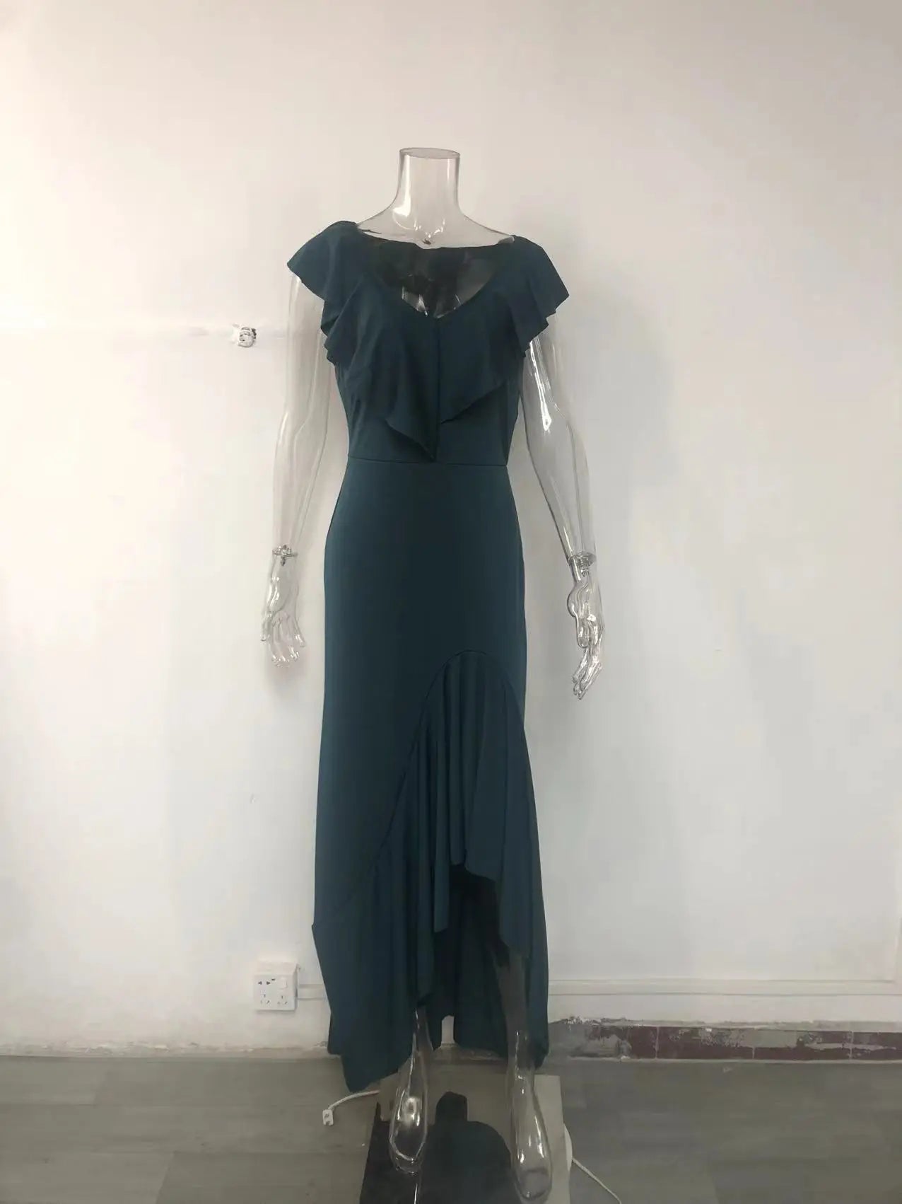Elegant V-Neck Ruffle Hem Asymmetrical Dress European Style Women's Fashion 2026 Gown Classy Eveningwear