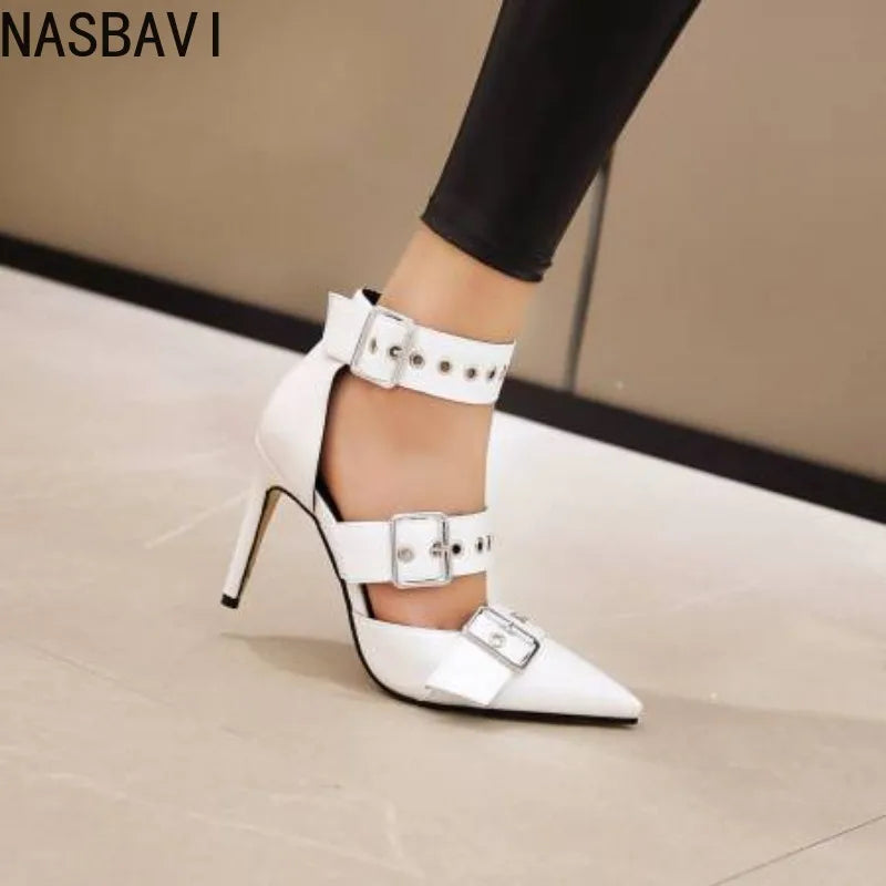 Black Pointed Toe Square Heel Pumps