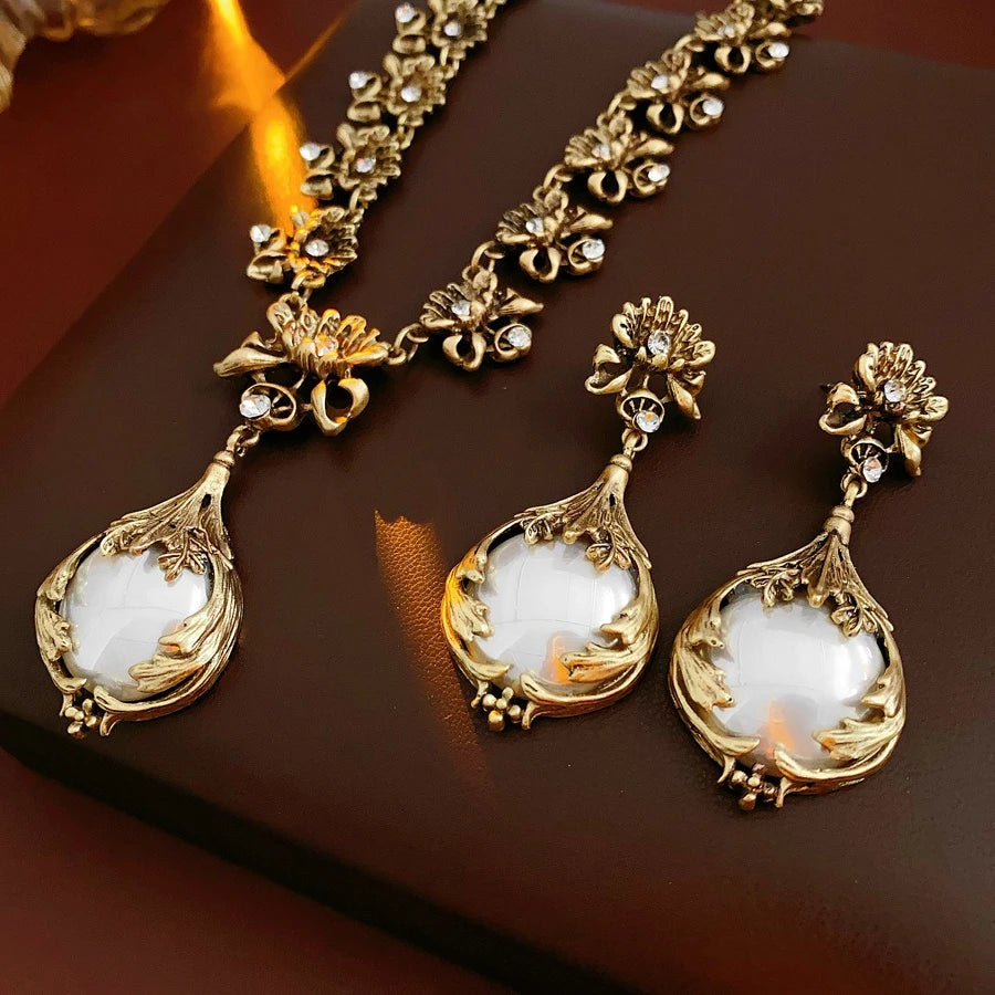 Pearl Flower Necklace And Earring Set