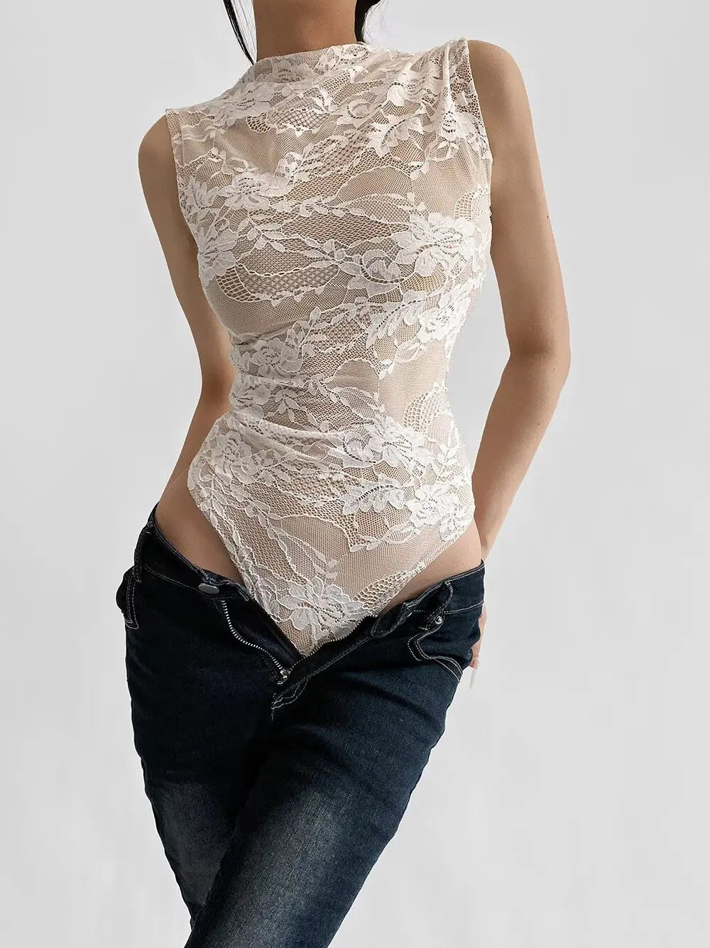 Elegant Sleeveless Bodycon Lace Bodysuit Top For Women