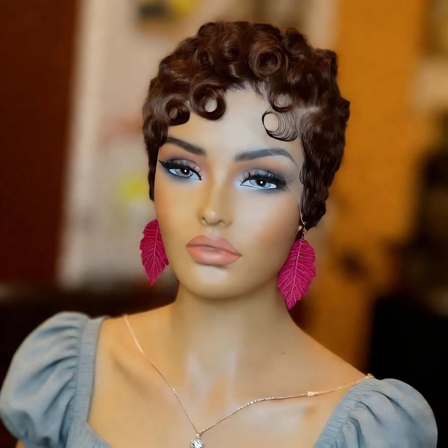 Pixie Cut Curly Lace Front Brazilian Human Hair Wigs 13X4 Lace Front Wigs Side Part Short Bob Wigs 180% Density