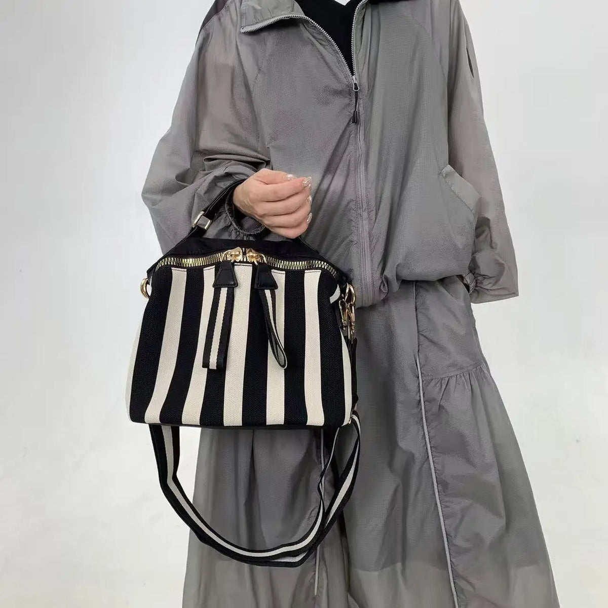 Quilted Striped Mesh Crossbody Shoulder Bag for Women