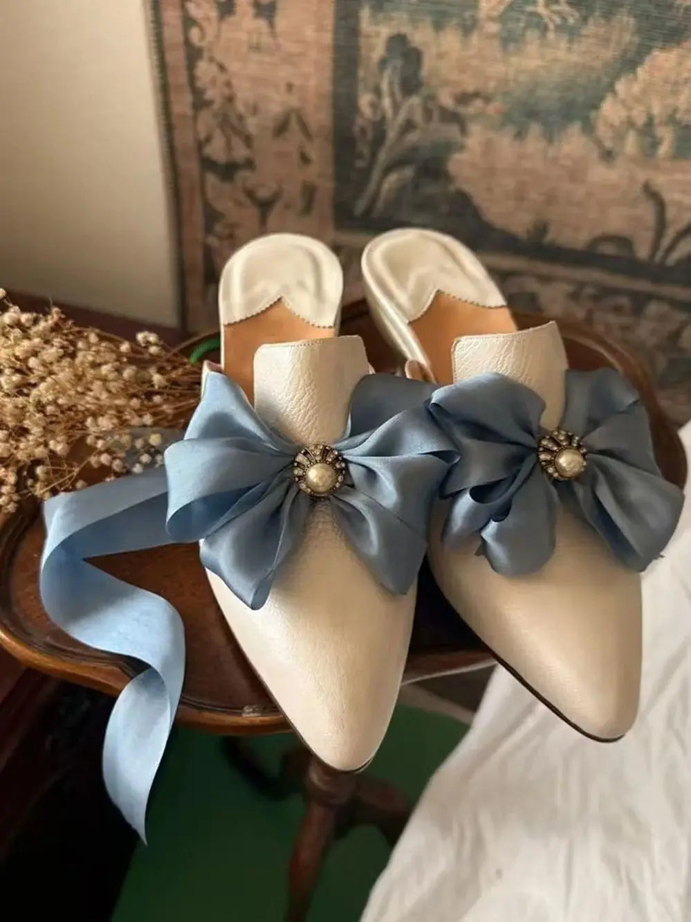 Pointed Toe Satin Bow Mules