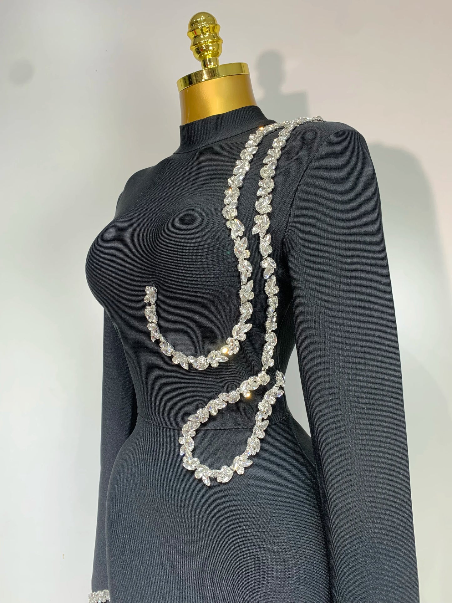 Women Sexy Long Sleeve Diamonds Maxi Long Bodycon Bandage Dress 2025 Celebrity Elegant Evening Party Luxury Birthday Dresses