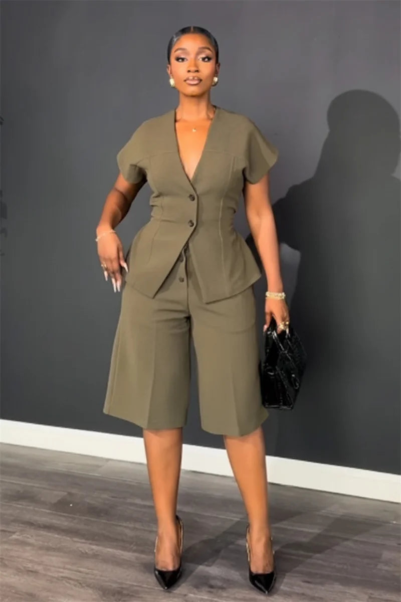 Elegant Workwear Two Piece Set with V Neck Top and Knee Length Shorts for Women