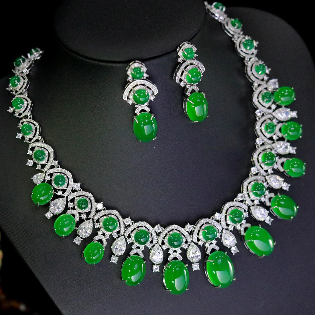 Green Teardrop Crystal Necklace and Earring Set for Women