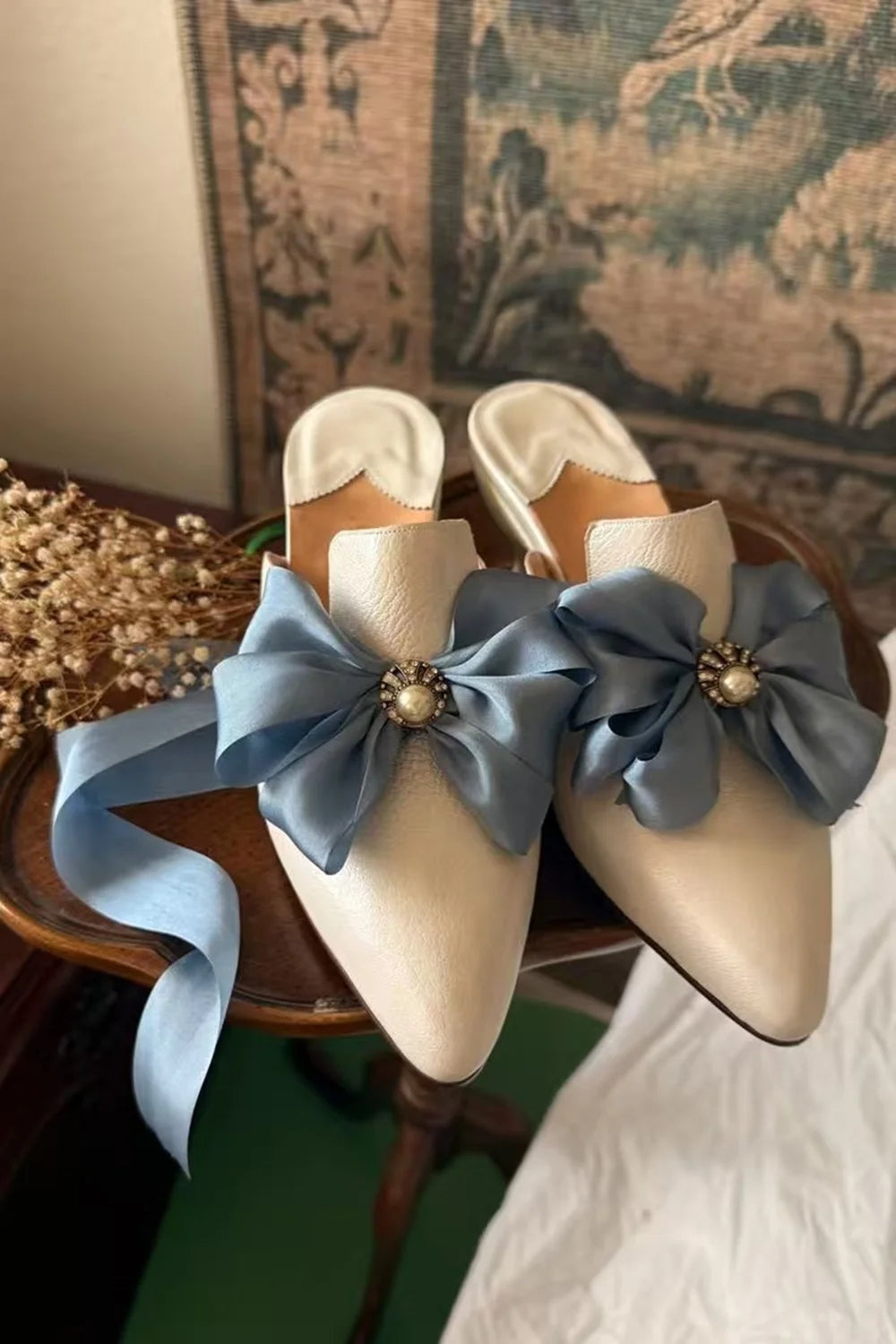Pointed Toe Satin Bow Mules