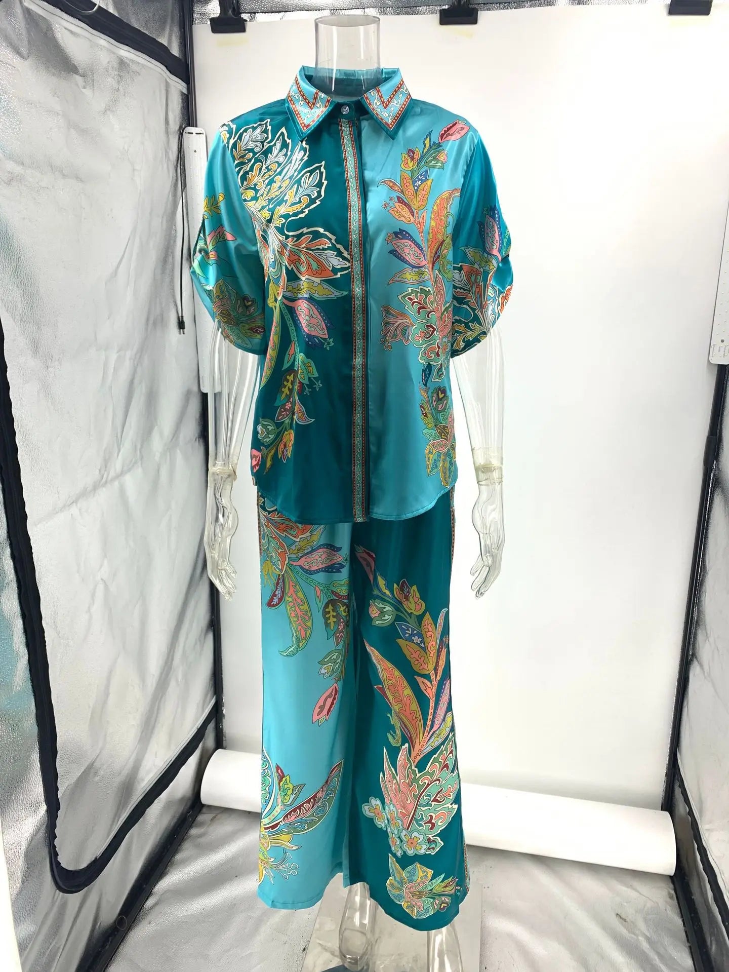 Womens Two Piece Suit Set With Long Sleeve Shirt And Wide Leg Trousers Retro Print Spring Summer Style