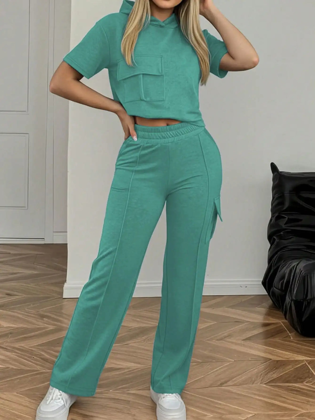 Summer Women's Suit New Style Casual Comfortable Solid Color Hooded Short-Sleeve Top with Versatile Elastic Waist Pocket Straight-Leg Pants Women's Two-Piece Set