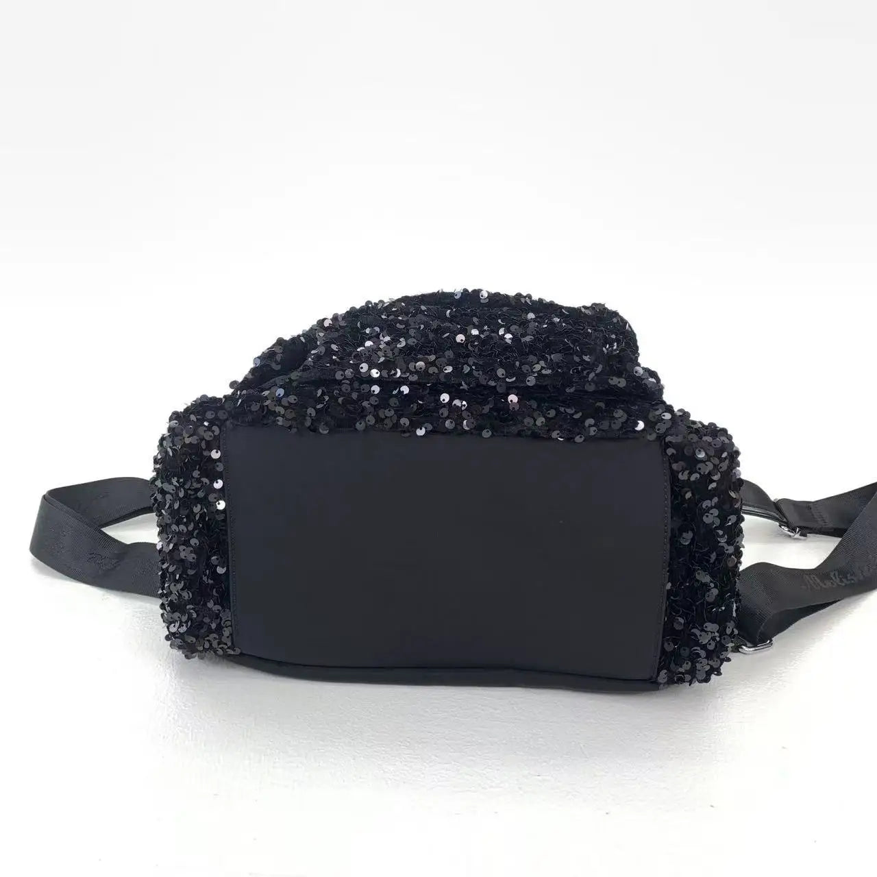 New Women's Sequined Backpack Luxury Brand Sequined Shiny Women's Backpack Large Capacity Fashionable Leisure Travel Backpack