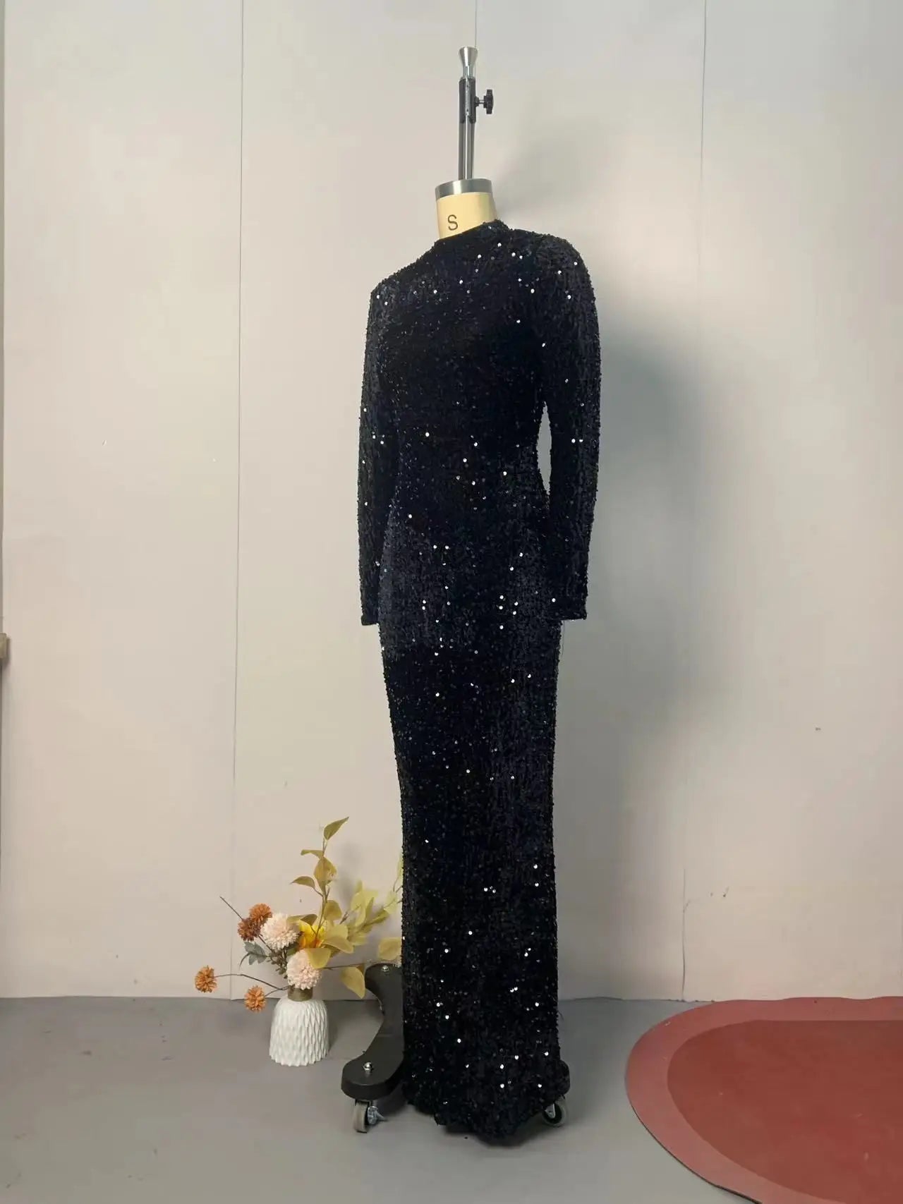 Elegant Sequined Black Long Sleeve Turtleneck Dress for Women