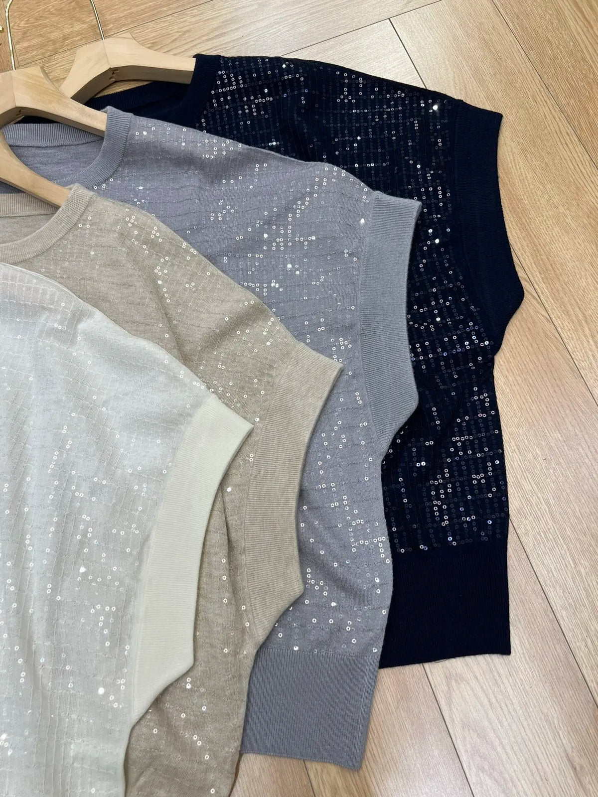 Loose Fit Sparkling Sequin Summer Knit Polo Top for Women