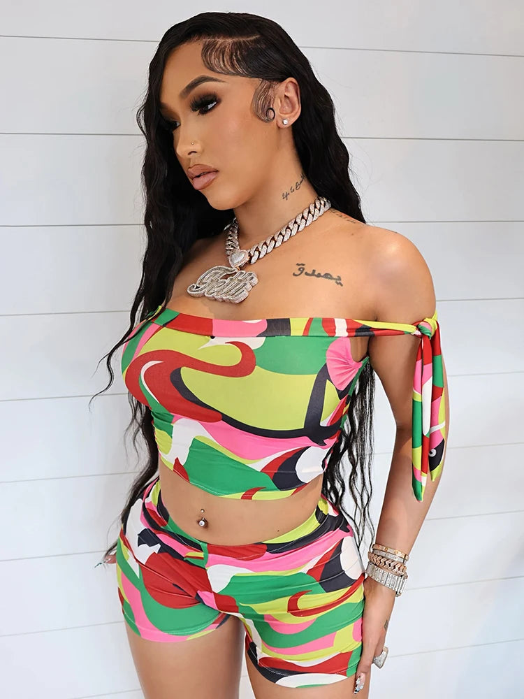 Printed Summer Off Shoulder Crop Top and Matching Shorts Two Piece Set for Women