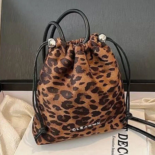 Leopard Print Nylon Drawstring Crossbody Bag New Niche Design Fashion Versatile Women's Mobile Phone Bag Exquisite Shoulder Bag