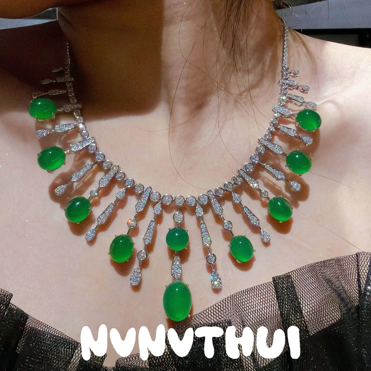 Green Chalcedony Jewelry Set With Sparkling Accents