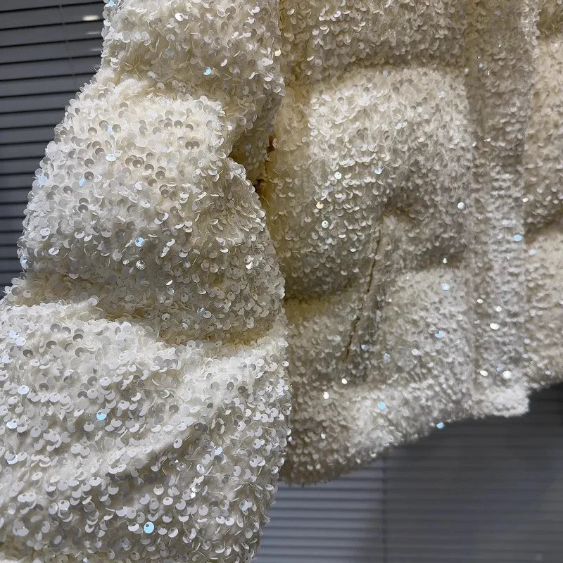 2025 Winter New Sweet And Cool Hot Girls Sparkling Beads Heavy Industry Warm Bread Jacket Down Coat Women's Solid Color Parkas