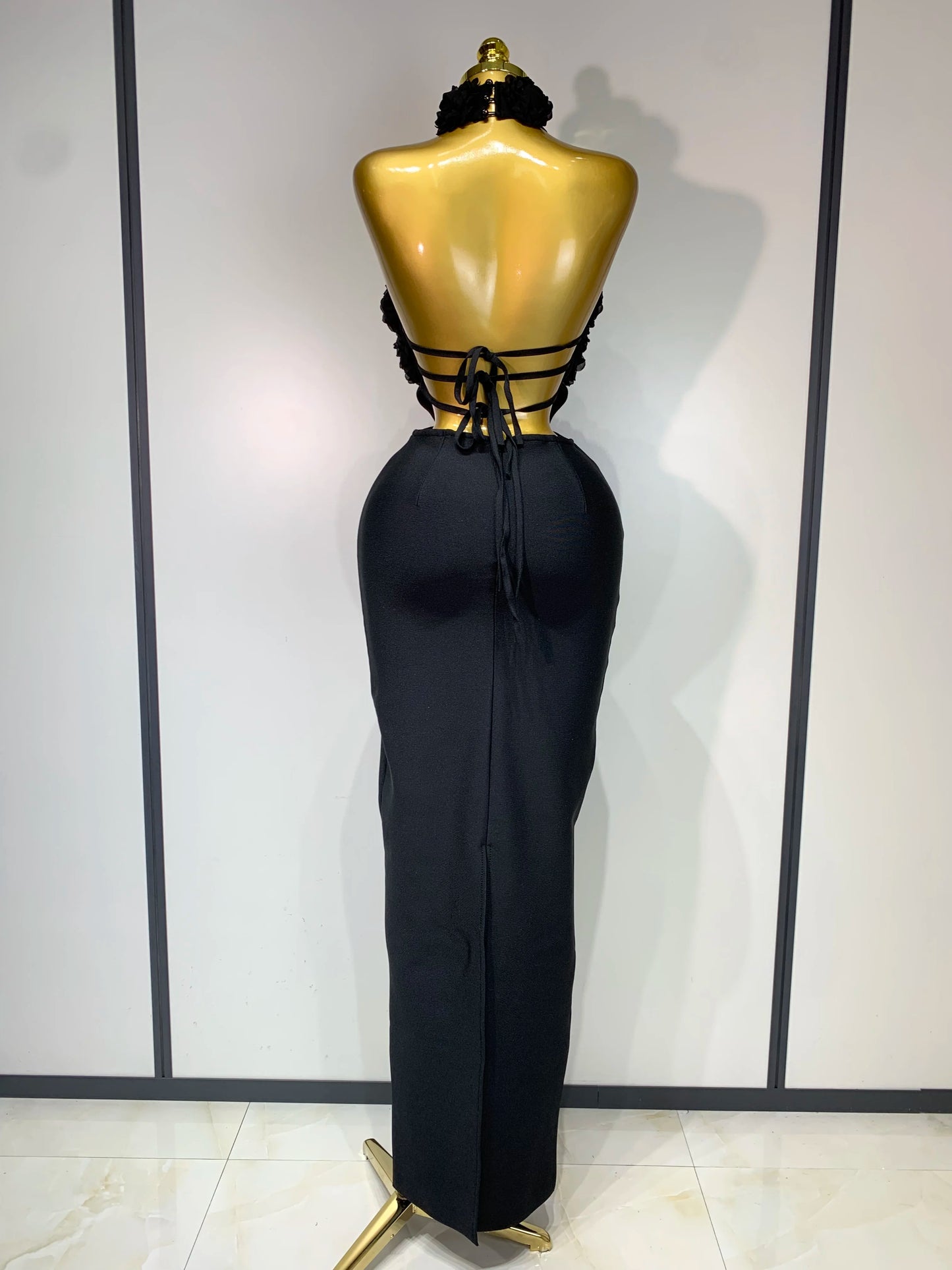 2025 New Women Sexy Halter Hollow Out Flowers Bodycon Bandage Dress Red Backless Elegant Party Luxury Birthday Wedding Dresses