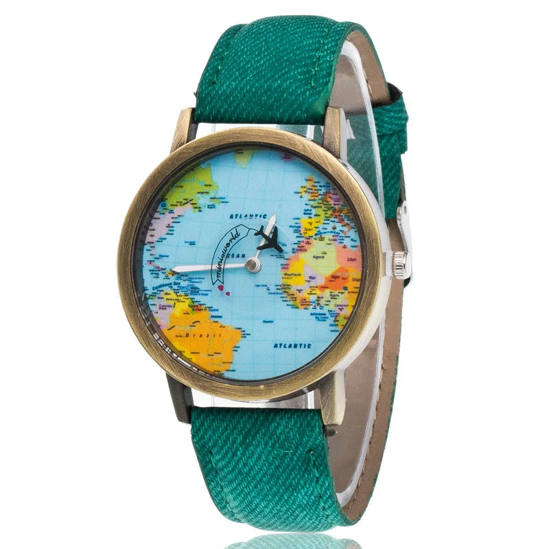 Round Dial Leather Strap Quartz Watch
