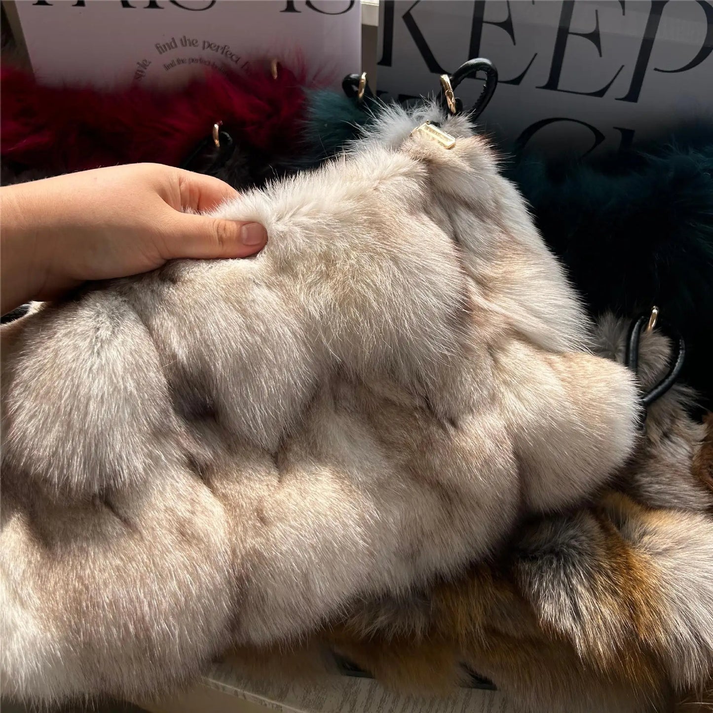 Elegant Luxurious Faux Fur Soft Shoulder Bag for Women