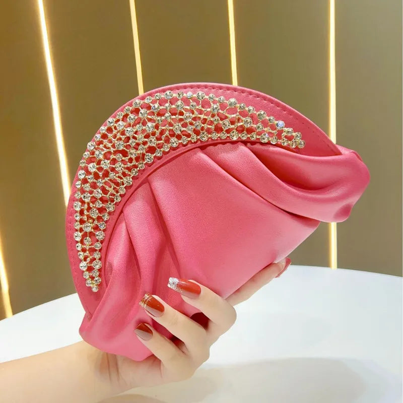 Sequined Chain Clutch Handbag