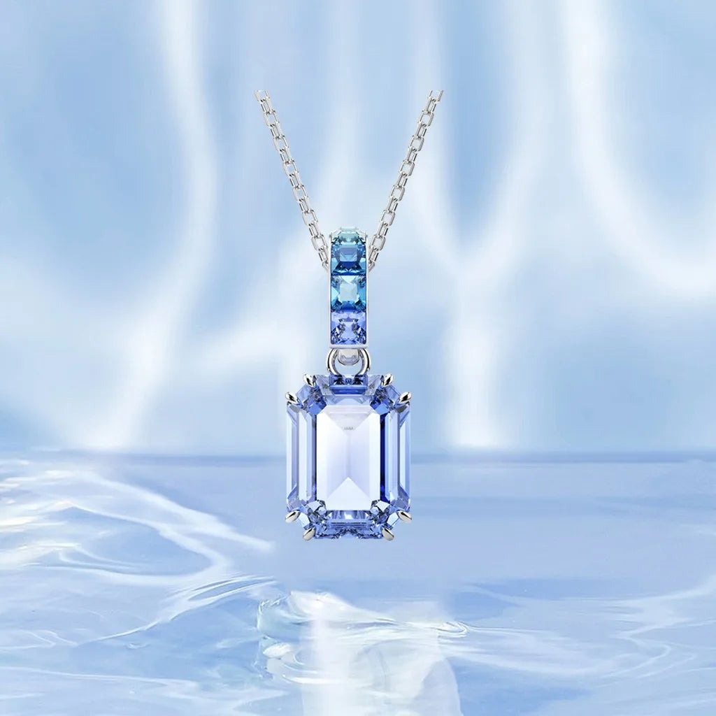 Radiant Crystal Necklace and Earring Jewelry Set for Women